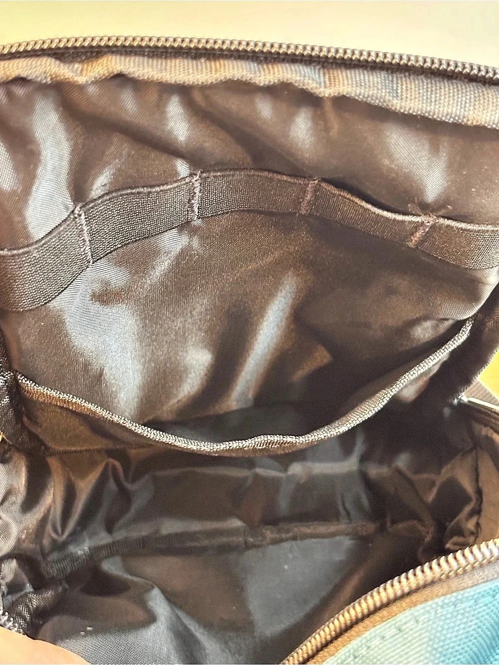 Carhartt utility crossbody